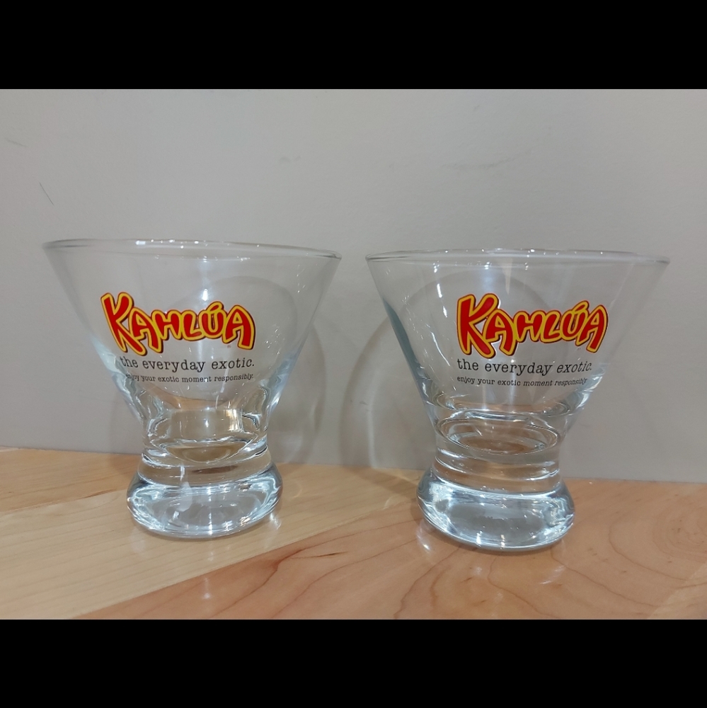2 Kahlua cocktail glasses, EUC